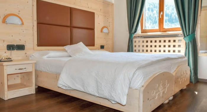 Hotel Europa , Madonna Di Campiglio ski chalet, image 4
